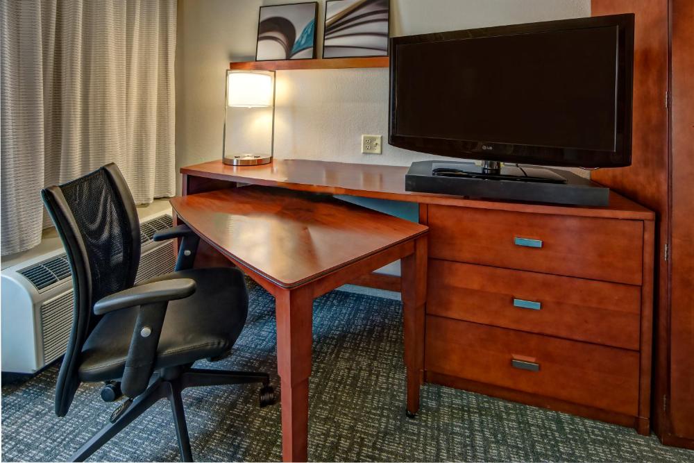 King Suite with Sofa Bed interior